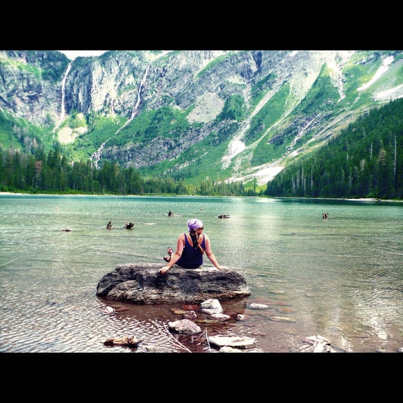 Meet your Posher, Amy - Picture 3 of 8